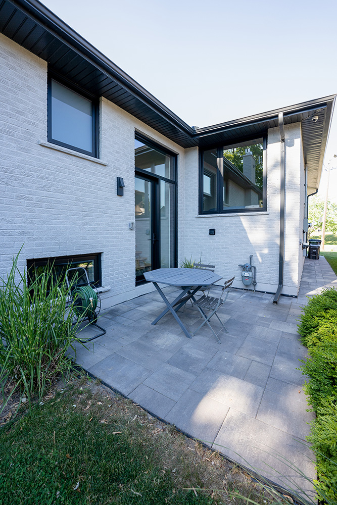 Black Casement Vinyl Windows Etobicoke Fieldstone Windows